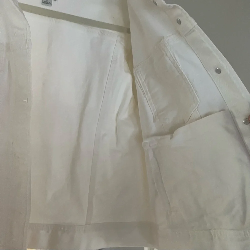 J. CREW White Women’s Denim Jacket, Large - Picture 5 of 9